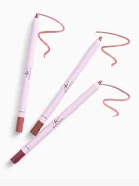 BEAUTY VAULTE Poutastic Lip Liner Trio